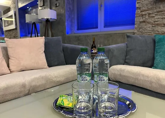 Life - Luxury In The Old Town. Apartamento Bratislava