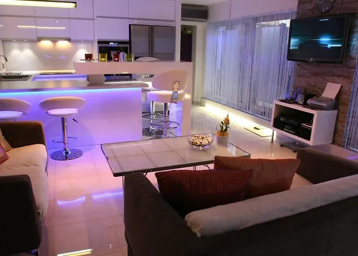 Apartament Life - Luxury In The Old Town. *
