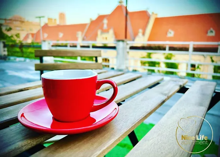 Life - Luxury In The Old Town. Apartament *